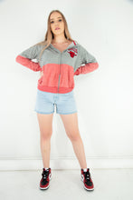 Load image into Gallery viewer, Vintage Hoodie - Chicago Bulls